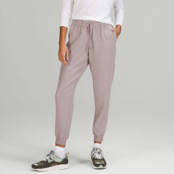 Lululemon On the Fly Jogger 28" *Woven in Dark Chrome - Picture 3 of 10